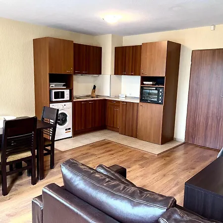 Private At Comfort *